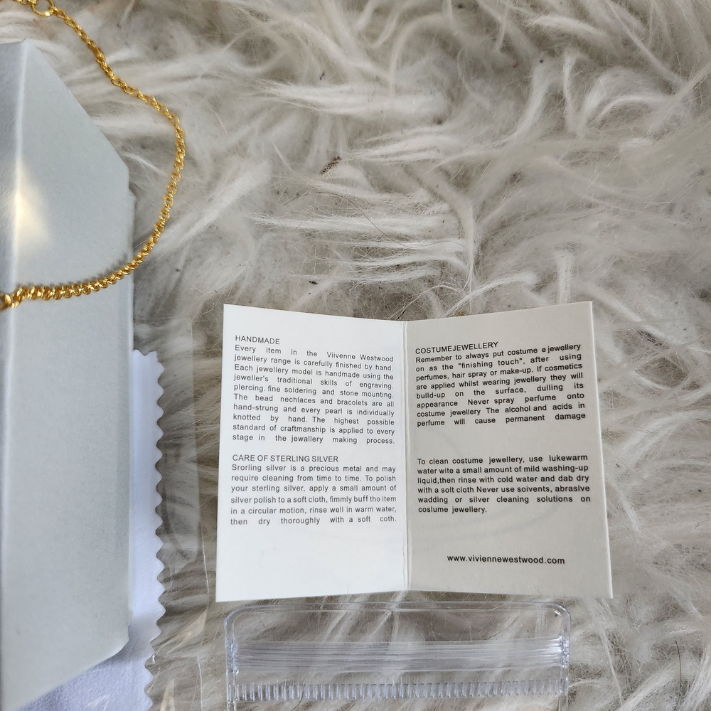Vivienne Westwood Gold Necklace - Picture 7 of 7
